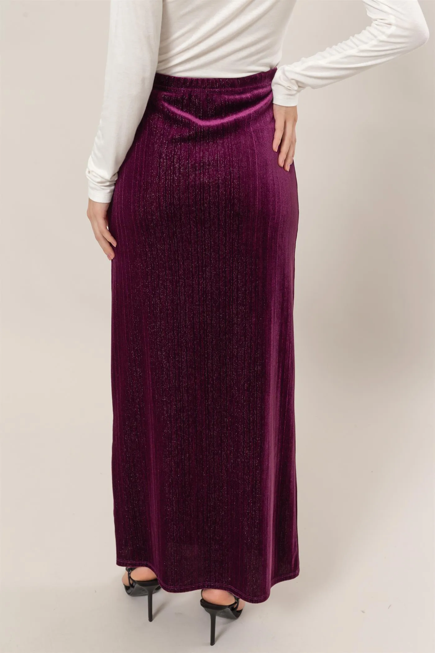 HF24F838-Lurex Velour High-Waist Midi Skirt