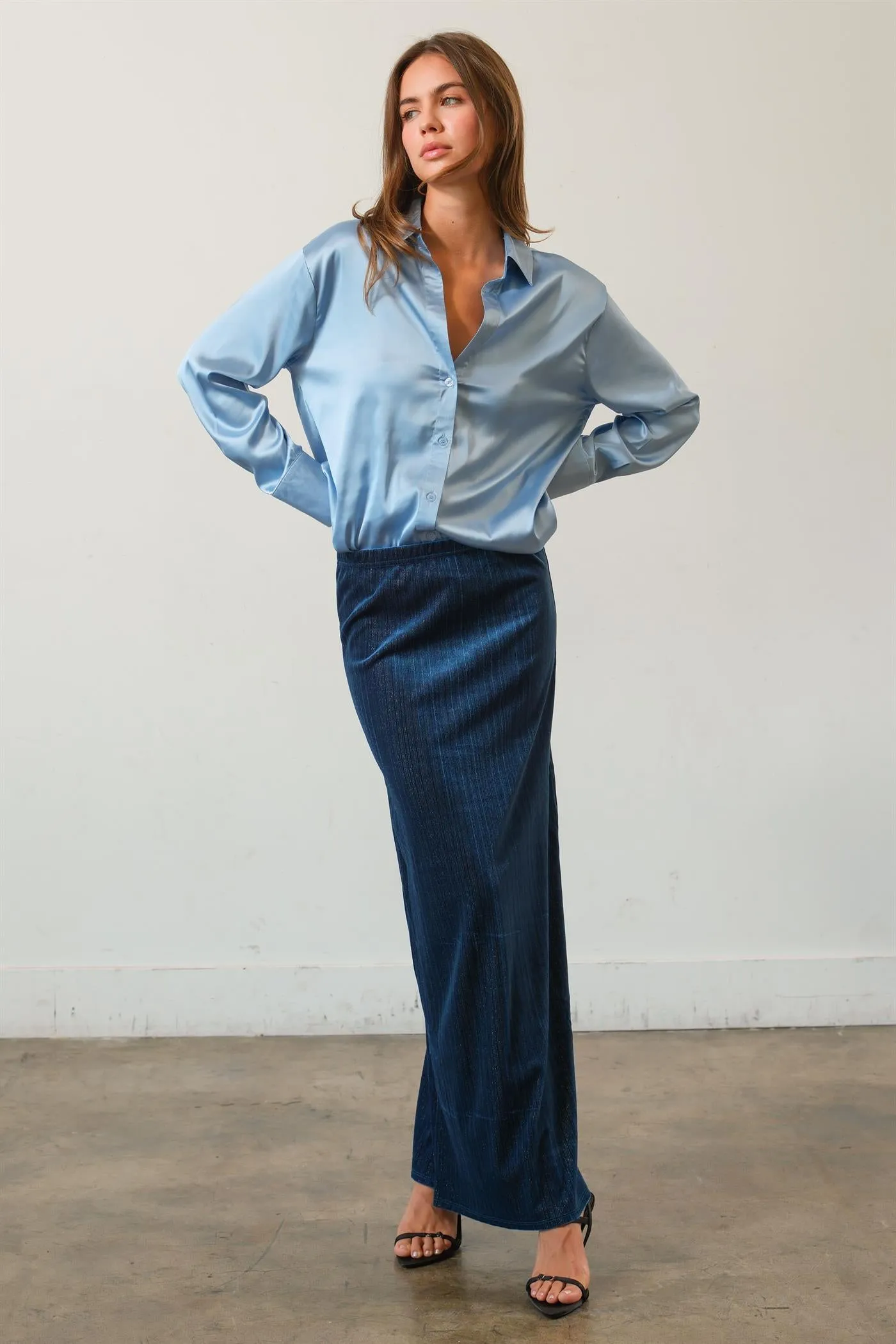 HF24F838-Lurex Velour High-Waist Midi Skirt