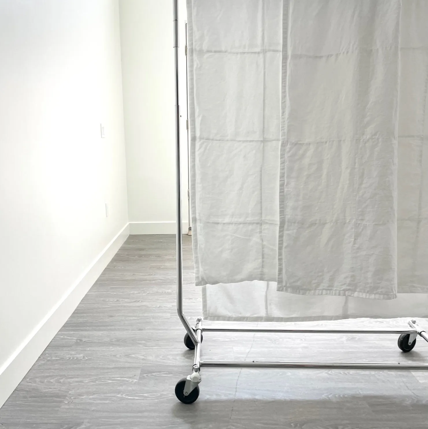 Ivory Lightweight Linen Blanket