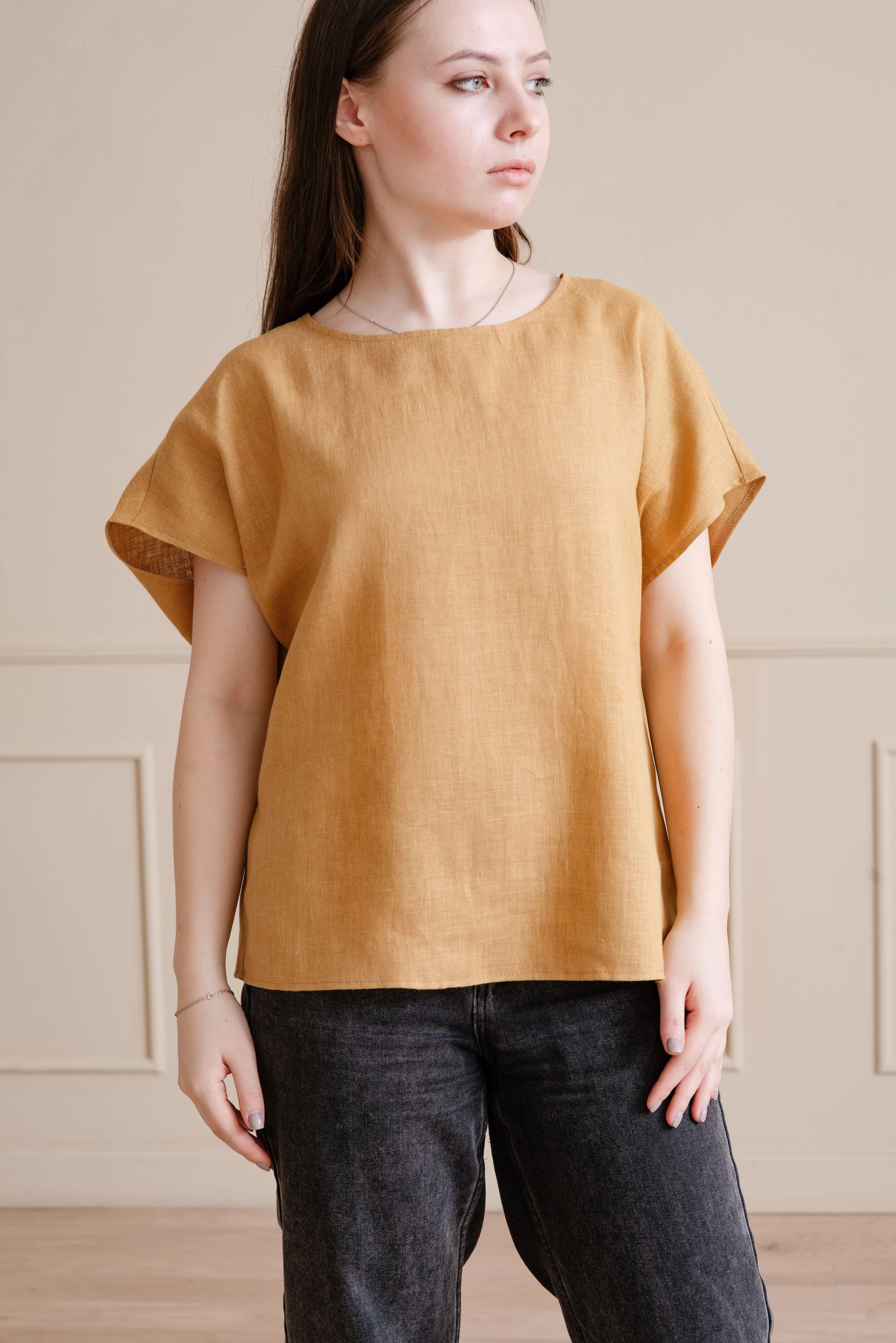 Lightweight linen top