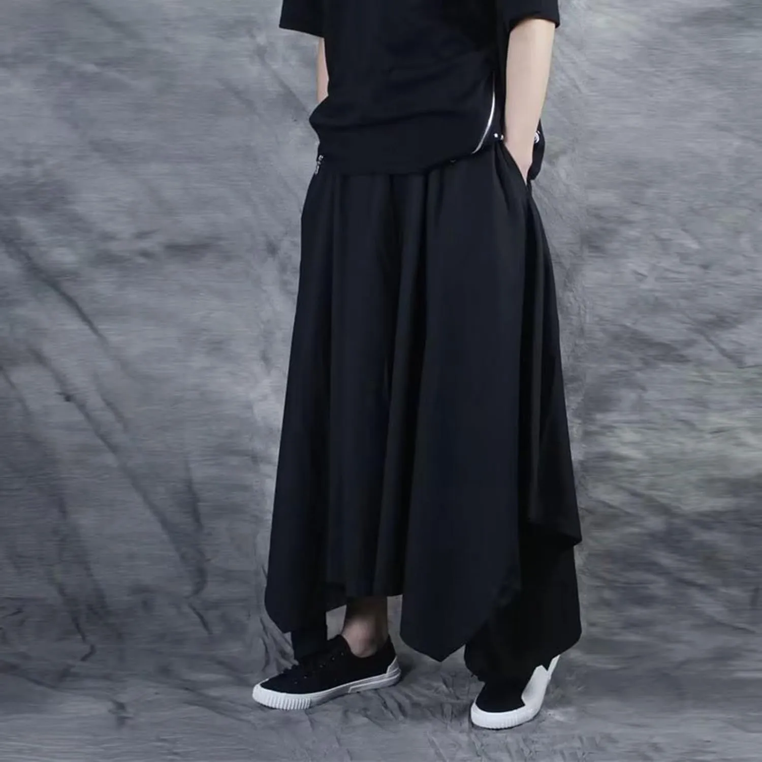 Men's Casual Skirt Pants Loose Wide Leg Harem Pant Japanese Style Kendo Culottes Summer Style Sport Comfy Trousers