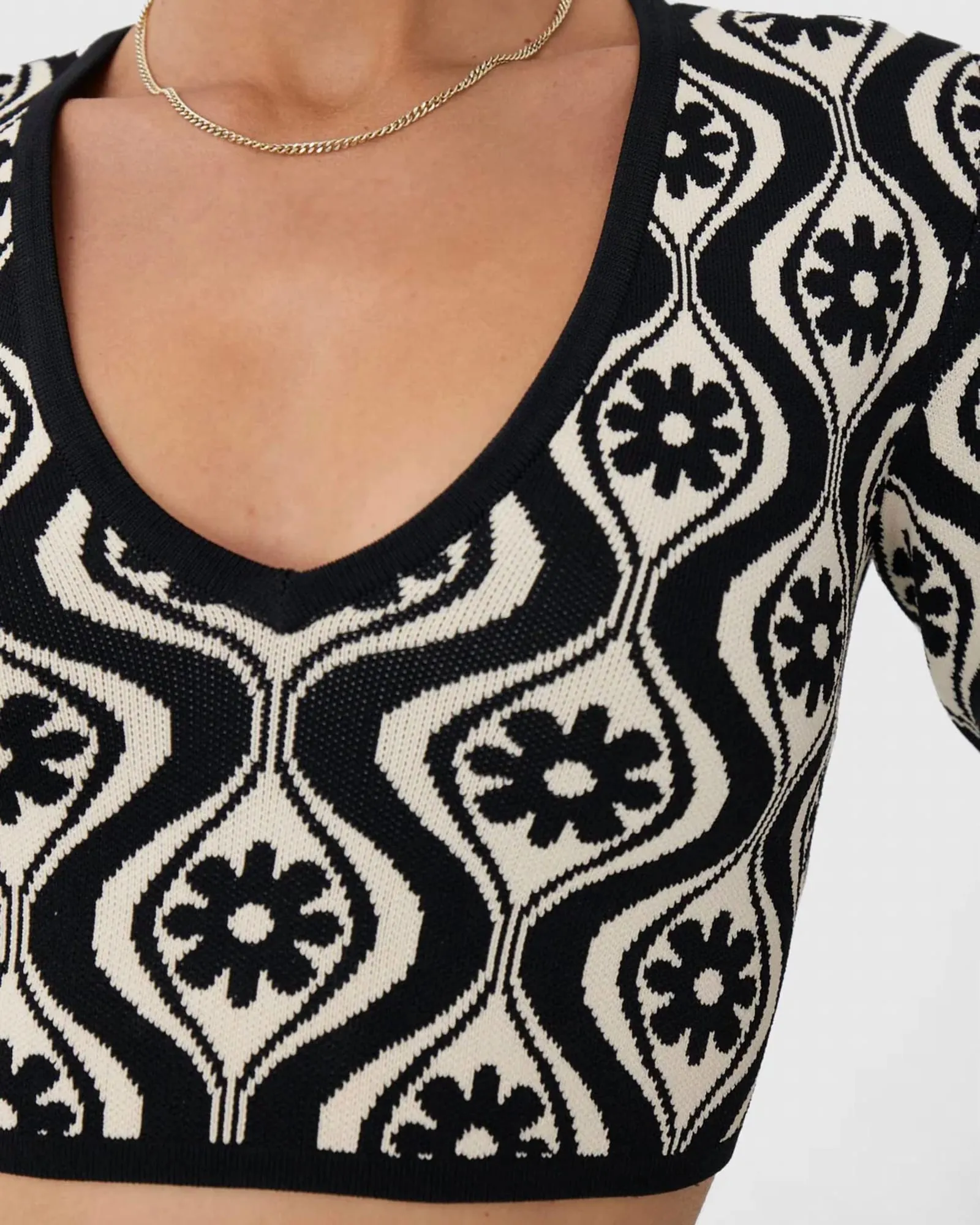 Quinn Long Sleeve Knit Top in Cream Retro Floral | Cream Retro Floral