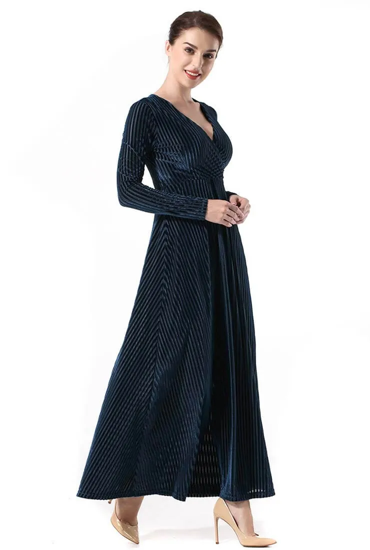 Solid Color Velvet V-Neck Long Sleeve Maxi Dress
