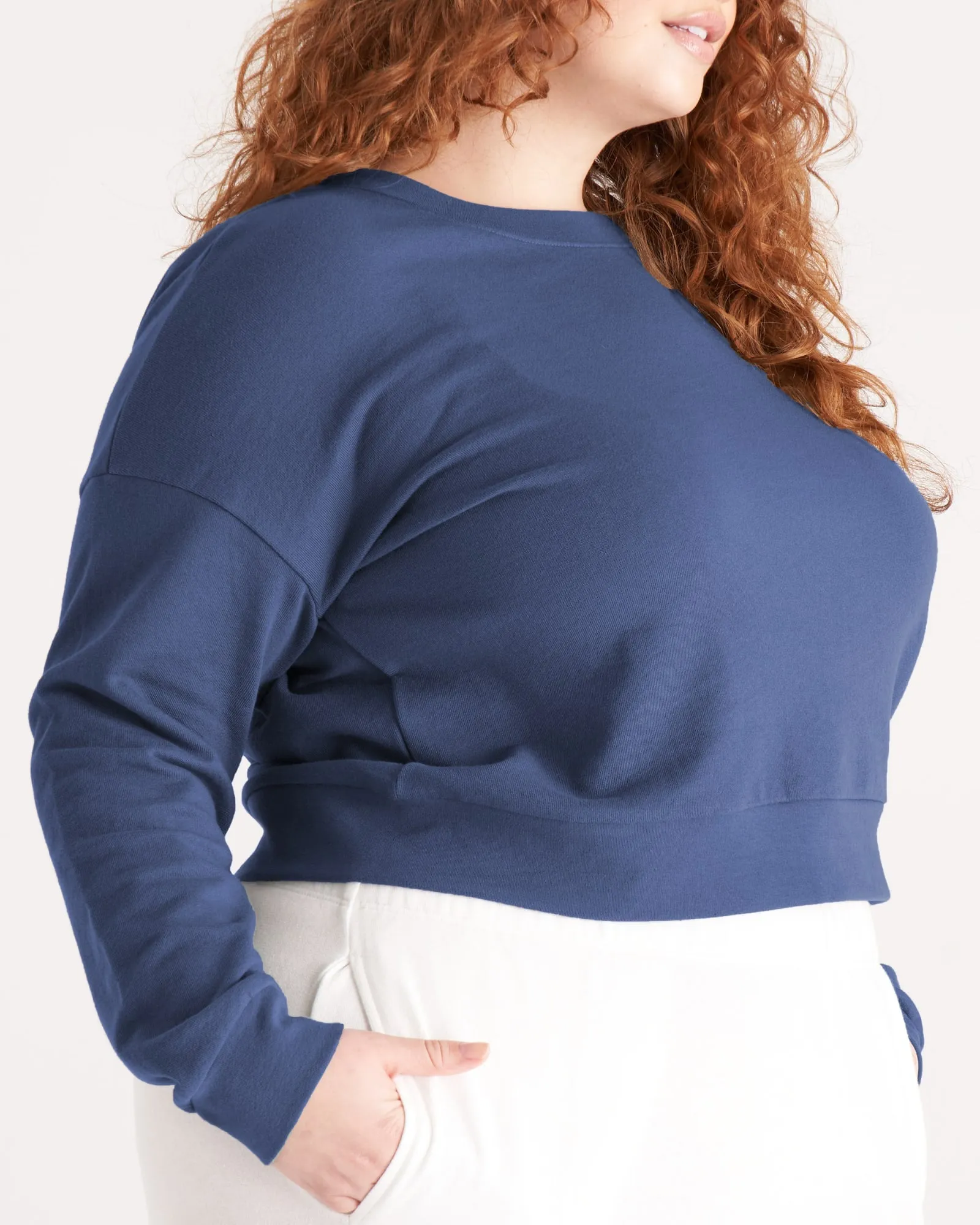 The Cropped Sweatshirt | Midnight