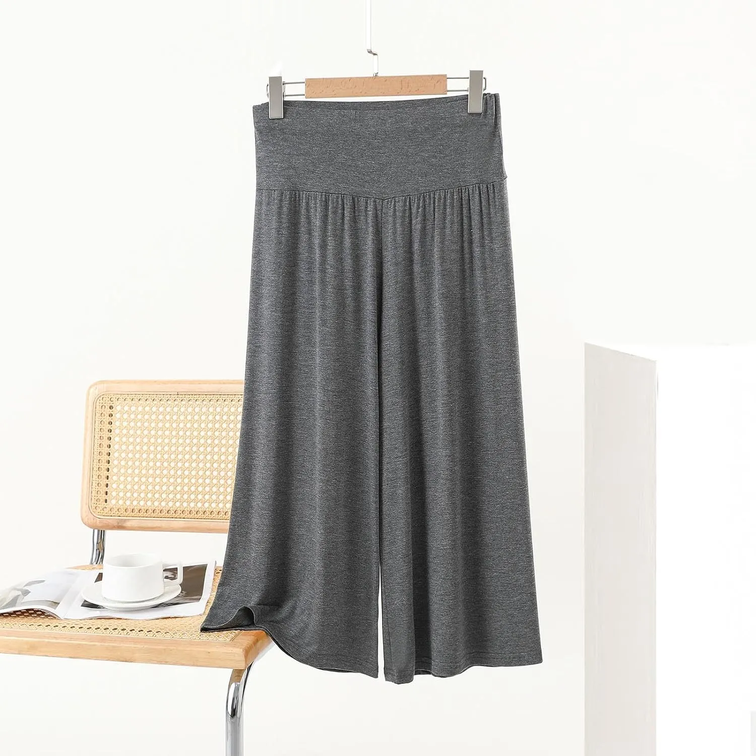 Womens Pleated Capri Pants Casual Elastic Waisted Baggy Comfy Trousers Solid Color Lightweight Home Capris